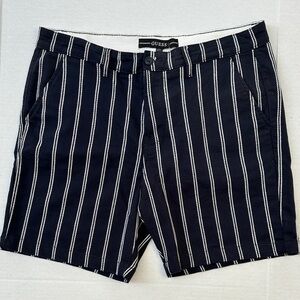 Guess Men's Striped Navy Shorts SZ 38